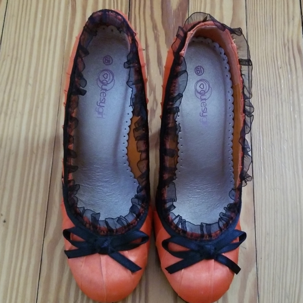 Women's shoes